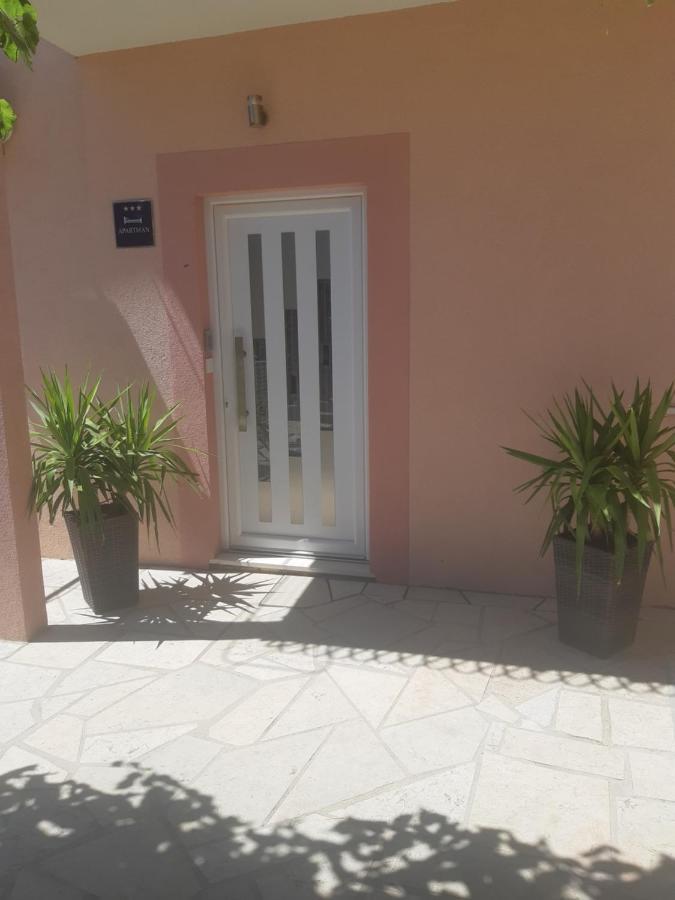 Ivana Apartamento